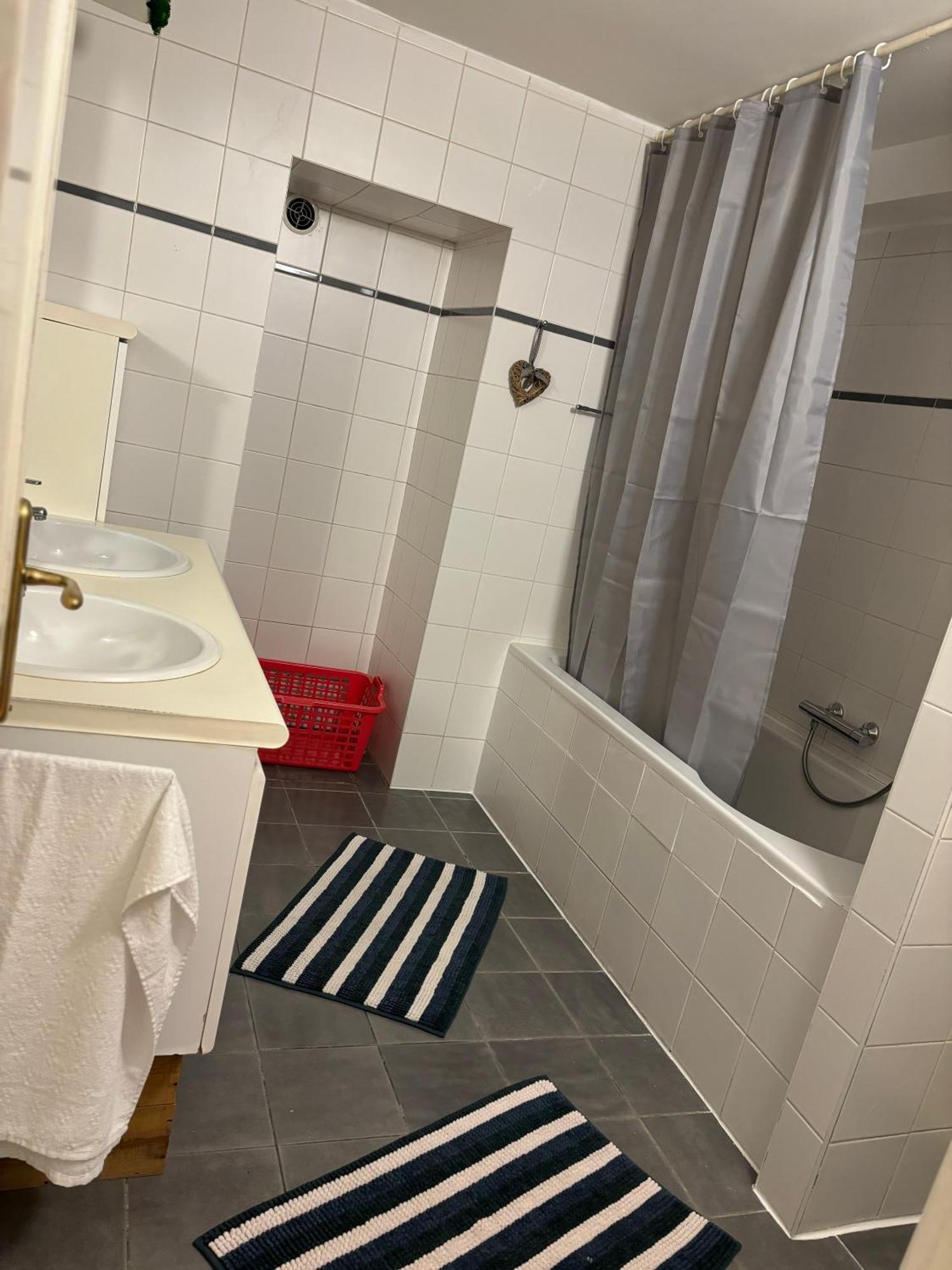 L&L Residence بروكسل المظهر الخارجي الصورة